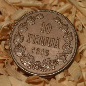 10 penniä